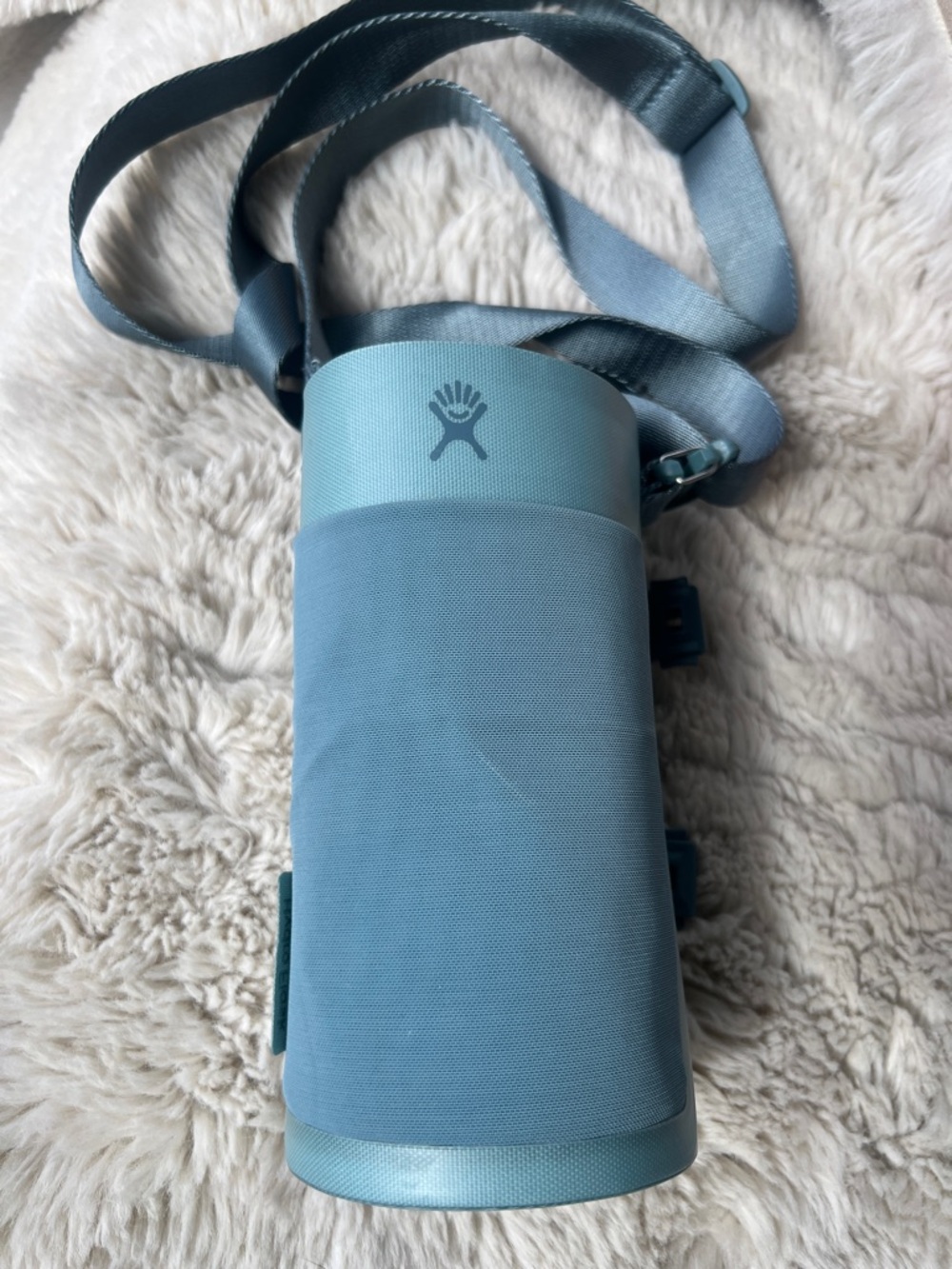 Hydro Flask Blue Bottle Sling Crossbody